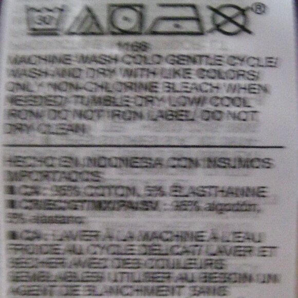 "OLD NAVY NEW LOW CUT T SHIRT IN SIZE MEDIUM, COLOR LAVENDER NEW AND NEVER WORN" - Picture 12 of 12